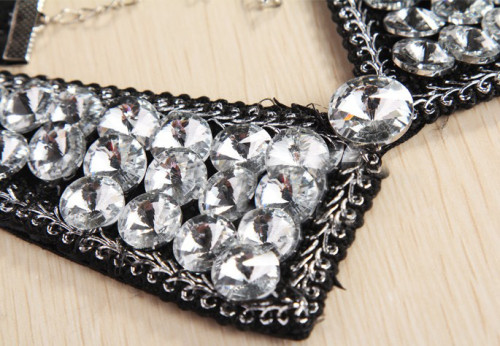 N-2256 Ladies Round Crystal Black Cotton V Sharp Choker Collar Necklace