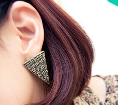 E-2022 New Arrival Vintage Style Bronze/Silver Triangle Shield Ear Stud Earring