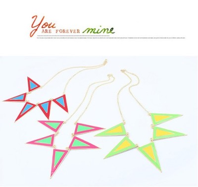 N-4591 New Arrival Fashion Punk Golden Metal 2Color Enamel Triangle Necklace