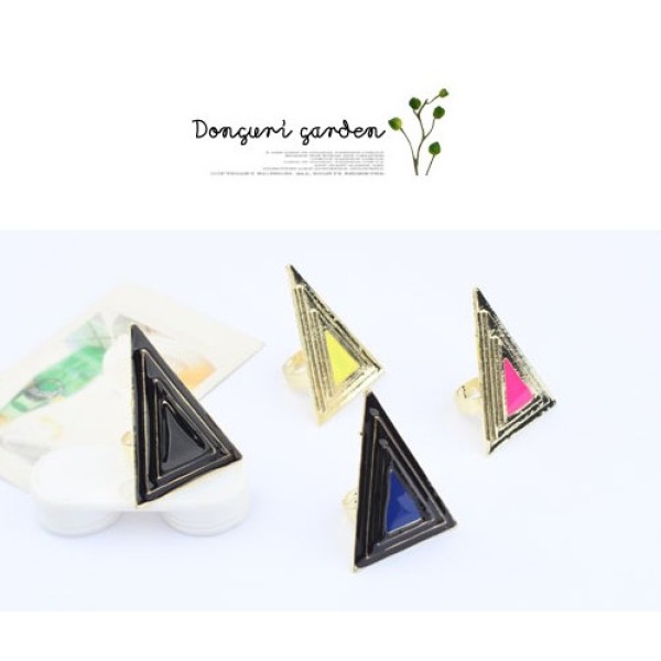 R-0736 New Punk Fashion Cool Gold Plated Metal Enamel Triangle Ring