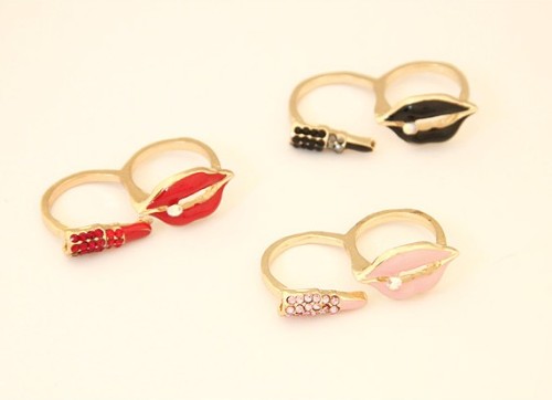 R-0189 New Coming Fashion Gold Plated Metal Enamel Lip Lipstick Double Fingers Ring
