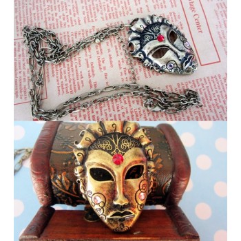 N-2783 Punk Vintage Style Silver/Gold Metal Mask Rhinestone Pendant Necklace