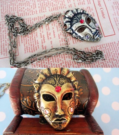 N-2783 Punk Vintage Style Silver/Gold Metal Mask Rhinestone Pendant Necklace