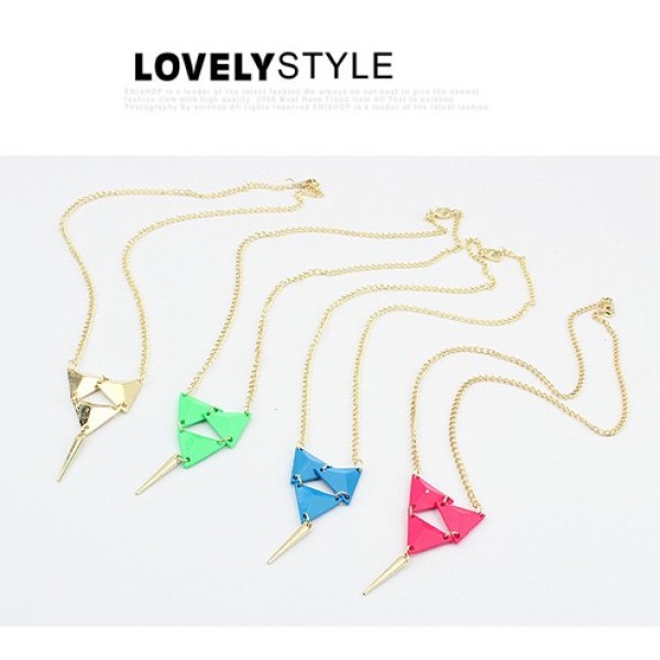 N-4601 New Fashion European  Enamel 3Triangles Rivet Pendant Neckalce