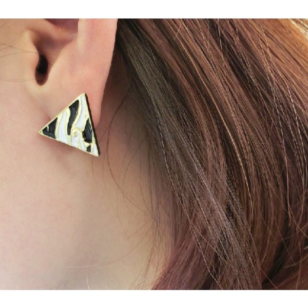 European Style Gold Plated Enamel Leopard Print Triangle ear stud E-2033