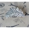 New European Fashion Punk  One Pc (right) Bronze Metal  Leaf  Earrings E-0610
