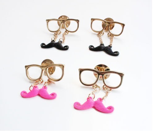 New European Lovely Mustache Glass Fashion Collor Brooch Pin P-0061