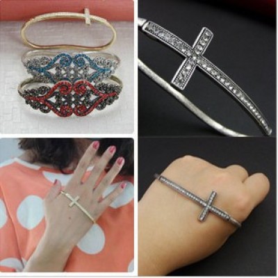 New European Punk Vintage Style Gold/Silver Plated Alloy Rhinestone Crosses Palm Anello Bangle B-0162