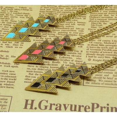New European Charming Fashion Retro  Bronze Triangle Glazed  Pendant Necklace N-4755