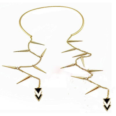 Fashion European Style Golden Rivet Tassel Geometry Triangle Necklace N-2019