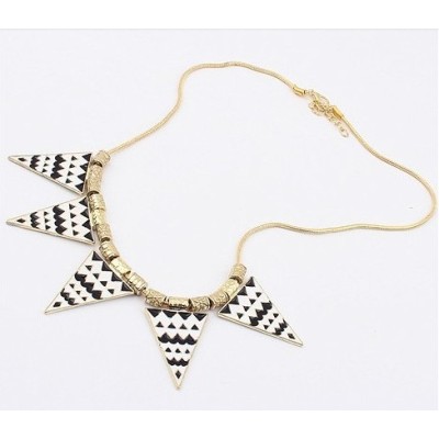 European Vintage Style Gold Plated Alloy Enamel Black/White Wave Triangle Pendant Snake Chain Necklace  N-4757