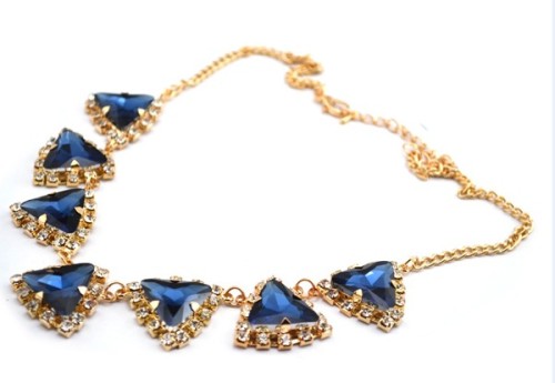 New Arrival Charming Fashion Gold Metal Rhinestone Crystal Triangle Choker Necklace N-0282
