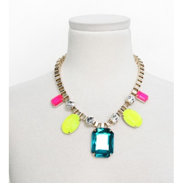 New Fashion Charming European Style Golden Metal Crystal Square Resin Oval Choker Necklace N-4259
