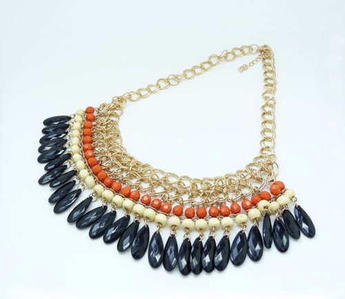 Fashion gold plated Layered  Gems Wood Beads tassels  Bib Chocker Necklaces N-0151