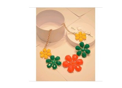 New Korean Colorful Flower Resin Acrylic  Gem Statement Necklace N-0162