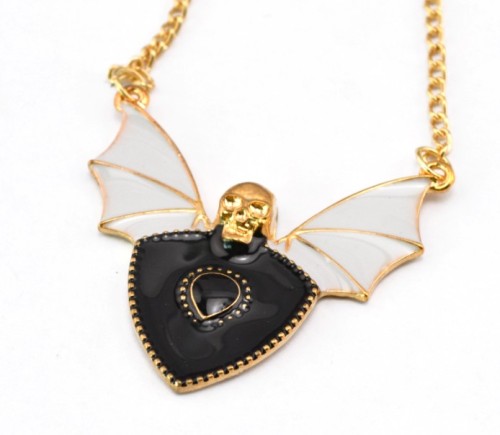 New European Style Gold Plated Alloy Enamel Bat Wing Skull Pendant Necklace N-2904