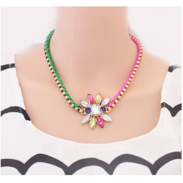 New Korean Style Gold  plated link ribbon chain crystal flower pendant Choker Necklace N-3041