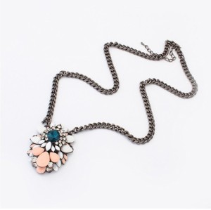2013 New Brand Retro Crystal Flower Chain Pendant Necklace N-3052
