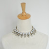 Europe Vintage Style Bronze Metal resin gem rhinestone crystal leaves Choker Necklaces N-3056