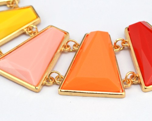 N-4276 Fashion Jewelry  gold plated alloy trapezoid geometry resin gem choker necklace