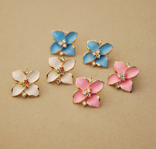 E-2135korea style Four blossom exaggerated lovely earrings  for women