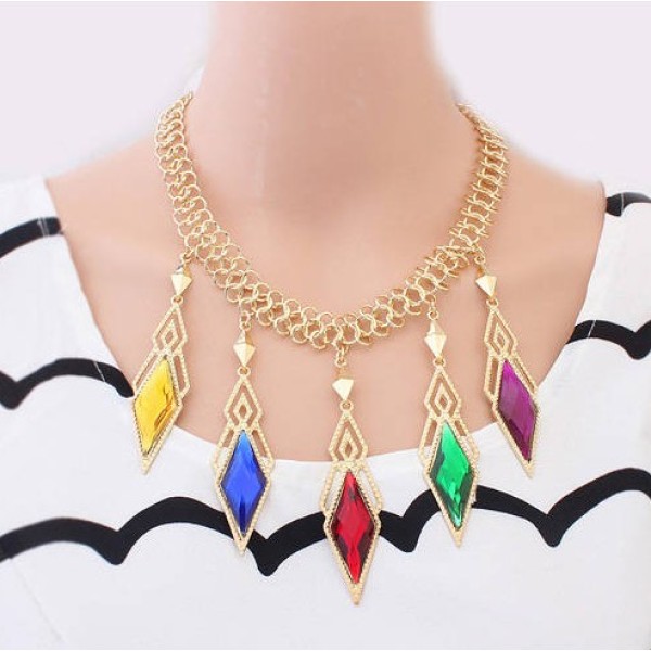 N-4279 New Arrival  Fashion CharmingGold Plated Metal Colorful Rhombus Crystal Pendant Necklace