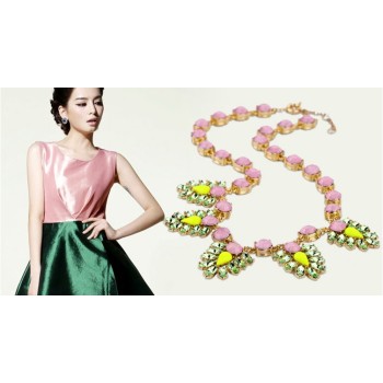 N-3502 New Arrival European Charming Lovely Crystal Flower Pendant Necklace