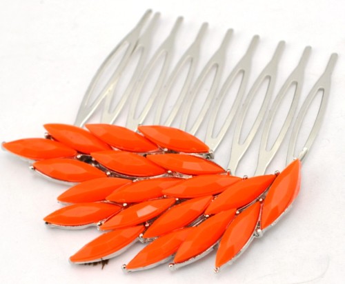 F-0128Fashion Charming Fluorescence Color Resin Crystal Feather Wing Hair  Combs