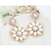 E-0694 New Arrival Koea Style Gold Plated Metal Resin Gem Rhinestone Flower Dangle Ear Stud Earrings