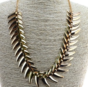 N-3512 Fashion charming gold chain leaves shape pendant necklace for women
