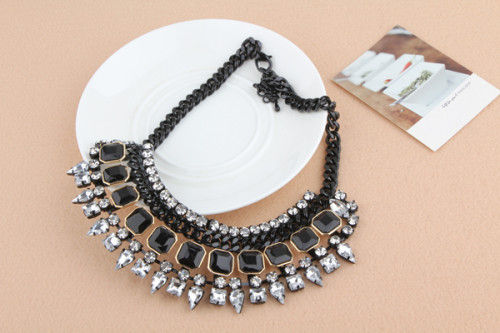 N-3532 Fashion Europe Style  Black Metal Chain Resin Gem Rhinestone Drop Crystal Choker Necklace