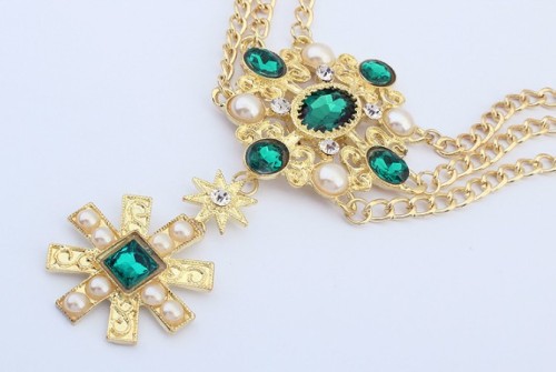 N-3547European Style Gold Plated Alloy Pearl Crystal Flower Star Pendant necklace