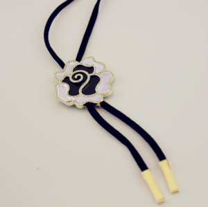 N-3546 New Arrival Charming Fashion Rhinestone Rose Flower Pendant Black Leather Long Chain Necklace