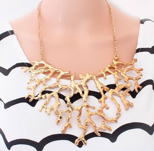 N-3572New Arrived Fashion Gold Plated Alloy Hollow Out Branch Corals Shape Necklace