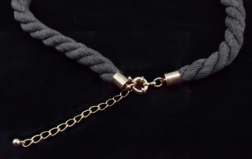 N-3592 European Style Vintage Gold Metal Resin Gem Crystal Flower Pendant Rope Chain Necklace