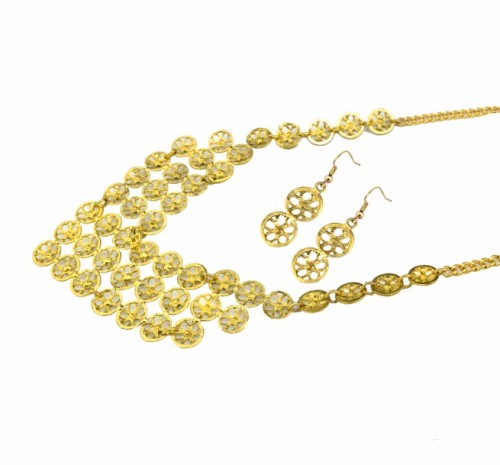 N-3593 Vintage golden metal small combination hollow out flowers with rhinestone pendant matching earrings choker necklace earrings set