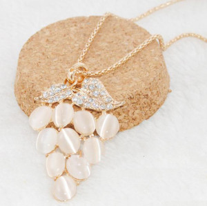 N-3601 Fashion Korea Style Gold Plated Alloy Rhinestone Opal Fruit Grape Pendant Necklace
