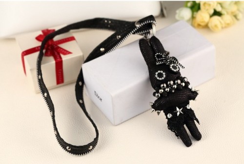 N-3617 Fashion Black Leather Zipper Chain Ribbit Charms Pendant Key Holder Necklace