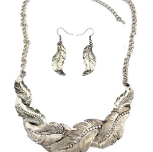 N-1904 New Vintage Style Feather Shape Rhinestone Pendant Necklace Earring Set
