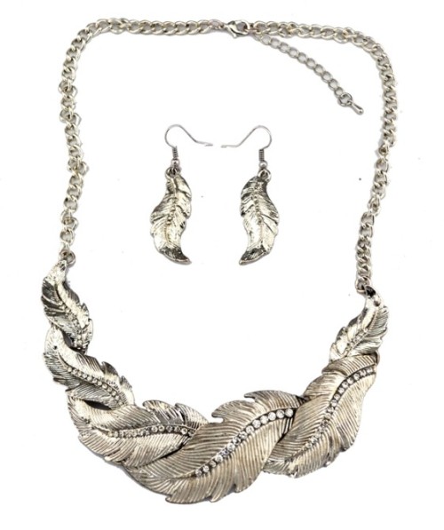 N-1904 New Vintage Style Feather Shape Rhinestone Pendant Necklace Earring Set