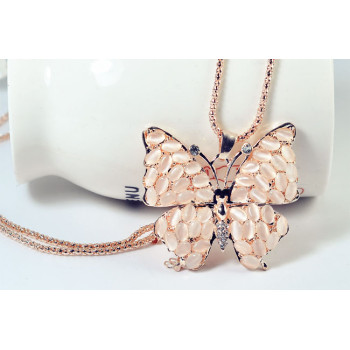 N-2614  Fashion Style Gold Plated Chain Rhinestone Opal Gem Butterfly Pendant Necklace