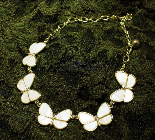 N-2615 European Style Gold Plated Metal Delicate Shell White Butterfly Choker Necklace