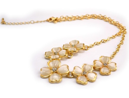 N-0168 Korea Style Gold Plated Alloy  Rhinestone Heart Opal Four Leaf Clover Necklace