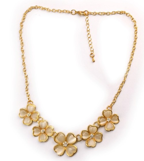 N-0168 Korea Style Gold Plated Alloy  Rhinestone Heart Opal Four Leaf Clover Necklace