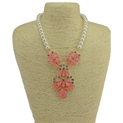 N-3781 European Style Gold Plated Alloy Pearl Chain Resin Rhinestone Leaves Flower Pendant Necklace