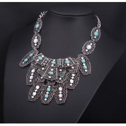 N-3803 Carving Vintage Silver Metal Hollow Out Flower Green Resin Gem Rhinestone Choker Necklace