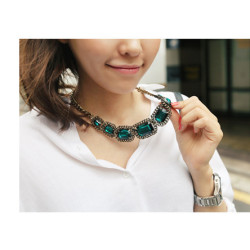 N-3825 2014 New Fashionable Bronze Plated Alloy Green Red Square Crystal Choker Necklace