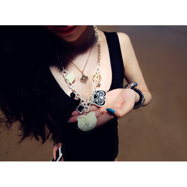 N-3827 Korea style gold metal white link chain multielement cream owls heart ball pendants short necklace