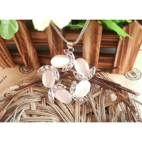N-3826 Korea Style Gold Plated Alloy Rhinestone Gold Chain Cat's Eye Flower Pendant Necklace