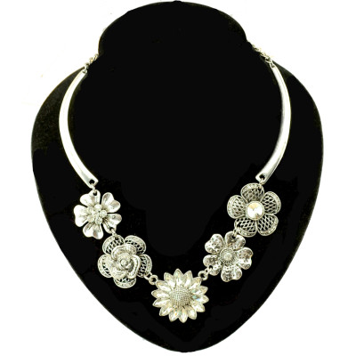 N-3926 Vintage Style Zamac Jewelry Rhinestone Crystal Flower Charming Necklace